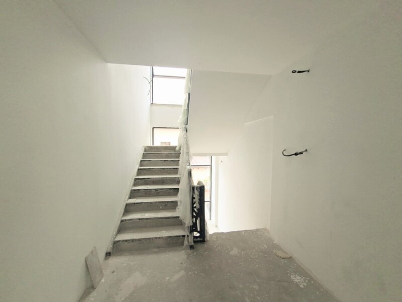 Cladire multifunctionala de inchiriat