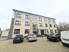 Cladire multifunctionala de inchiriat